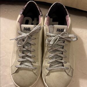 P448 Women’s John Low Top Cream and Gray Sneakers